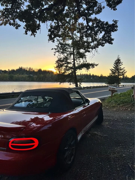 1999 Mazda NB MX-5 Miata - Image 5 of 14