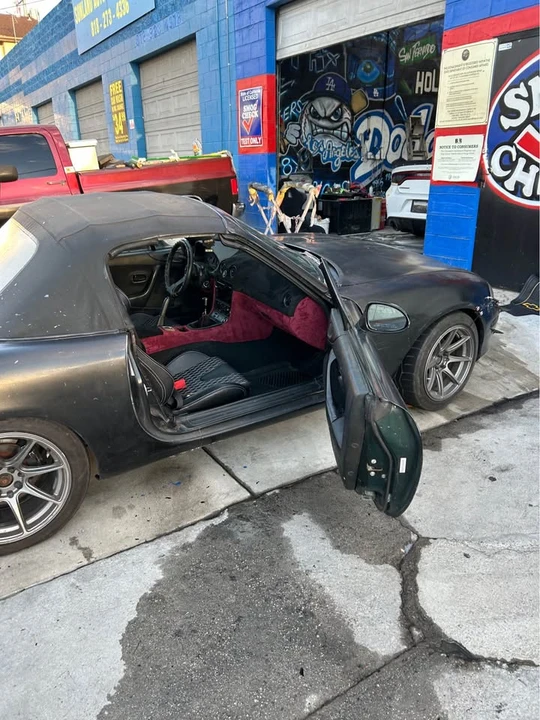 1999 Mazda NB MX-5 Miata - Image 10 of 12
