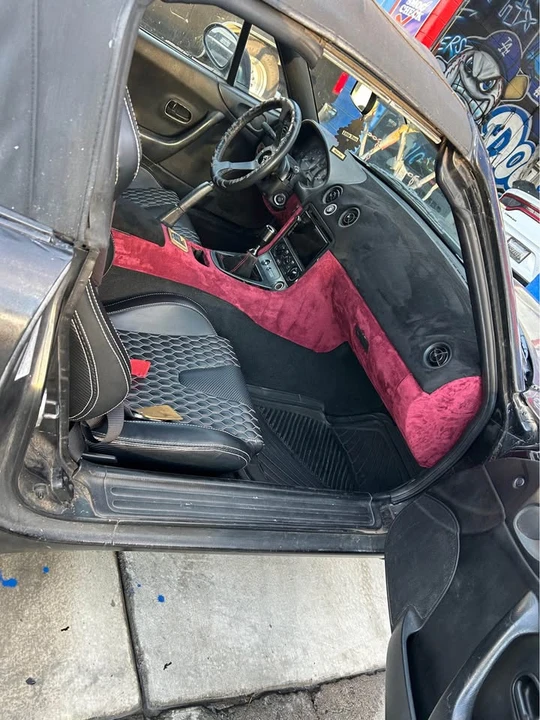 1999 Mazda NB MX-5 Miata - Image 11 of 12