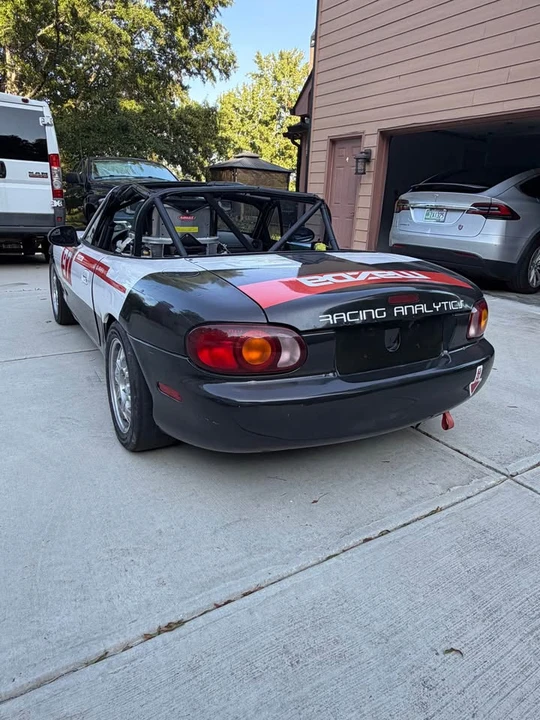 1999 Mazda NB MX-5 Miata - Image 4 of 19