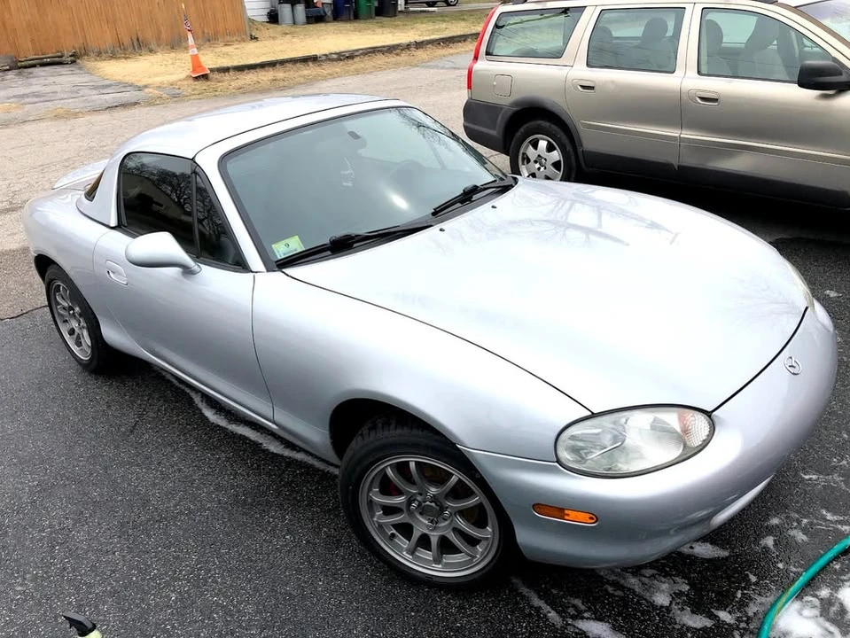 1999 Mazda NB MX-5 Miata - Image 5 of 9