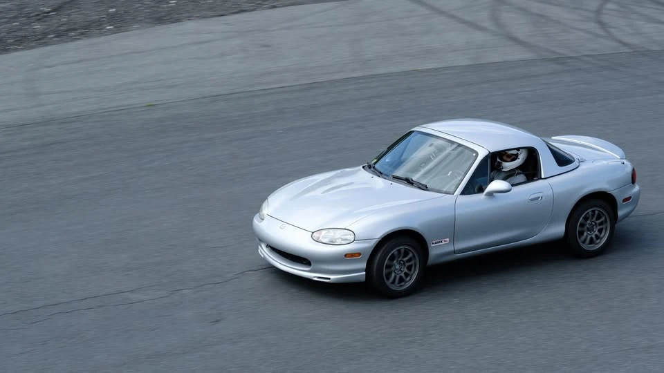 1999 Mazda NB MX-5 Miata - Image 3 of 9