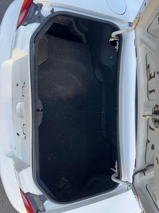 1999 Mazda NB MX-5 Miata - Image 11 of 12