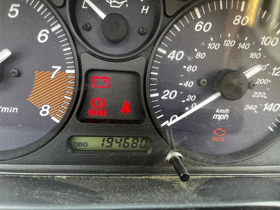 1999 Mazda NB MX-5 Miata - Image 16 of 20