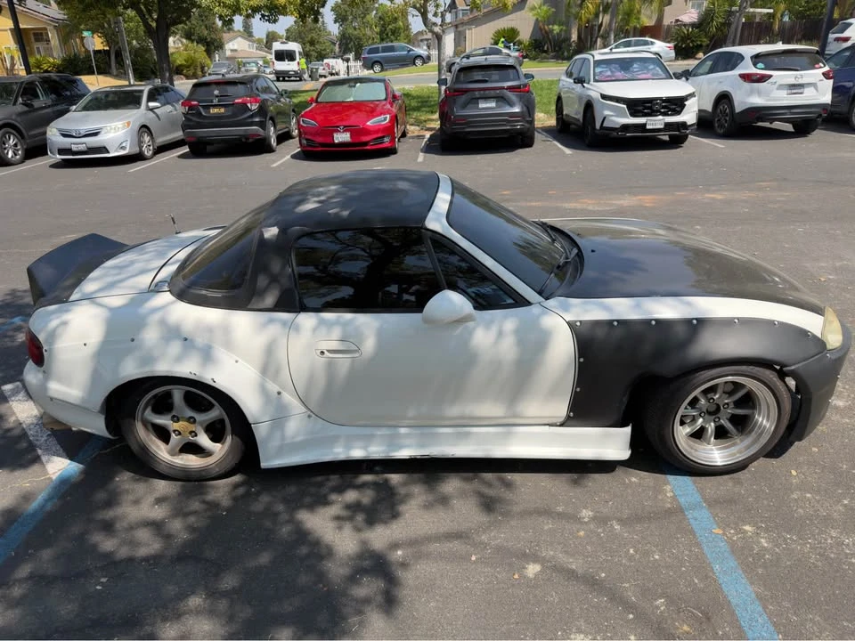 1999 Mazda NB MX-5 Miata - Image 3 of 9