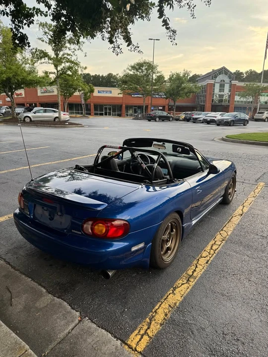 1999 Mazda NB MX-5 Miata - Image 17 of 18
