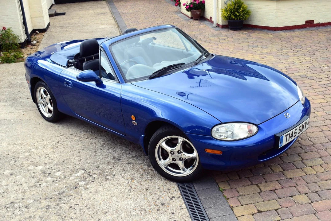 1999 Mazda NB MX-5 Miata - Image 11 of 30