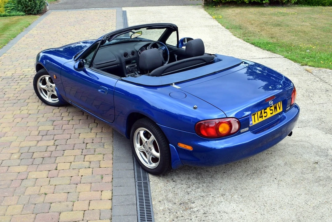 1999 Mazda NB MX-5 Miata - Image 12 of 30