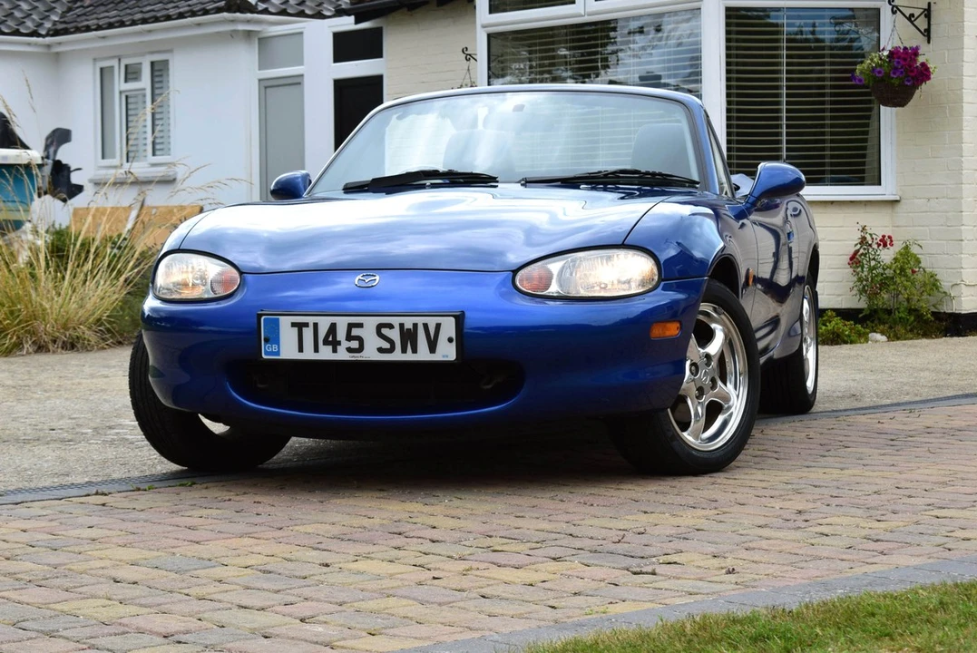 1999 Mazda NB MX-5 Miata - Image 3 of 30