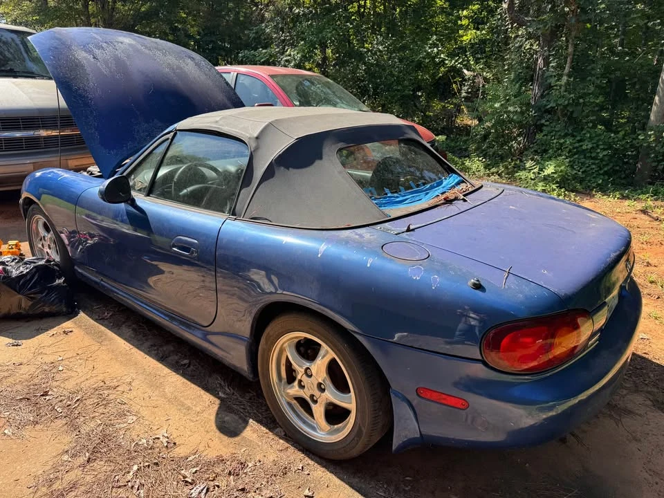 1999 Mazda NB MX-5 Miata - Image 2 of 9