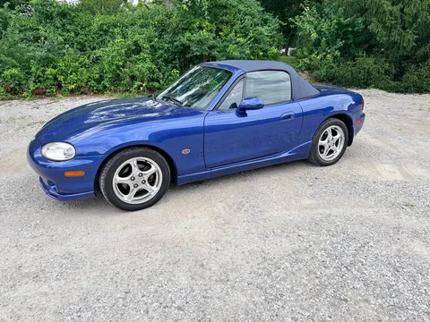 1999 Mazda MX-5 10th Anniversary Convertible 2D