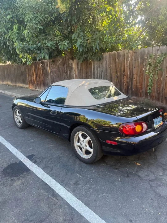 1999 Mazda NB MX-5 Miata - Image 7 of 15