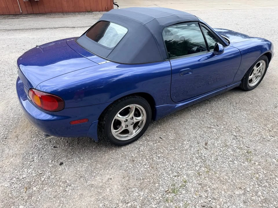 1999 Mazda NB MX-5 Miata - Image 3 of 8