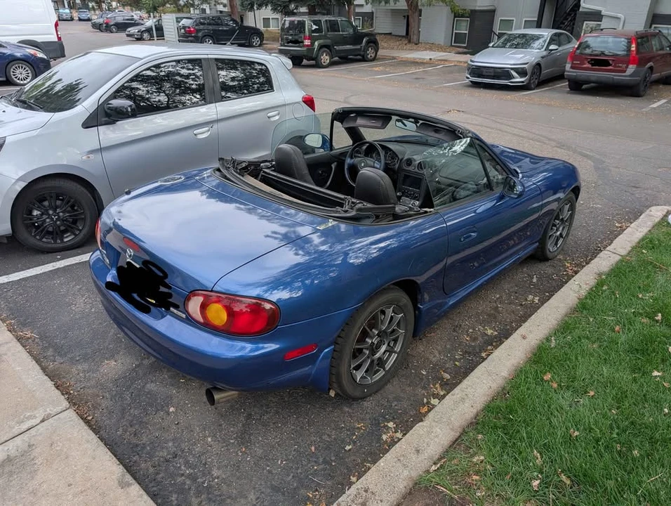 1999 Mazda NB MX-5 Miata - Image 5 of 15