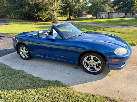 1999 Mazda MX-5 10th Anniversary Convertible 2D