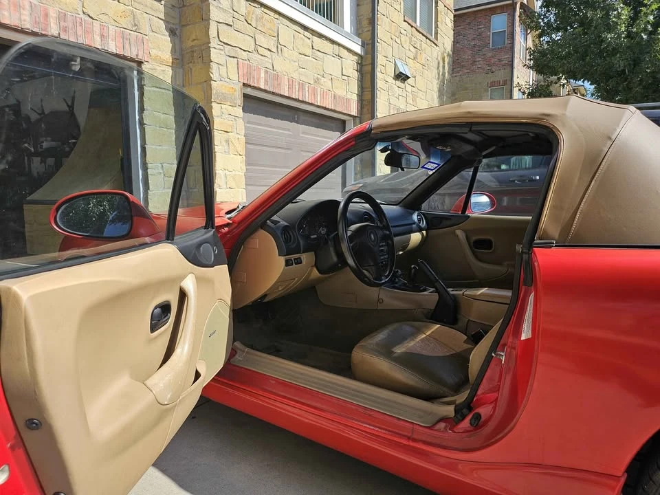 1999 Mazda NB MX-5 Miata - Image 6 of 9