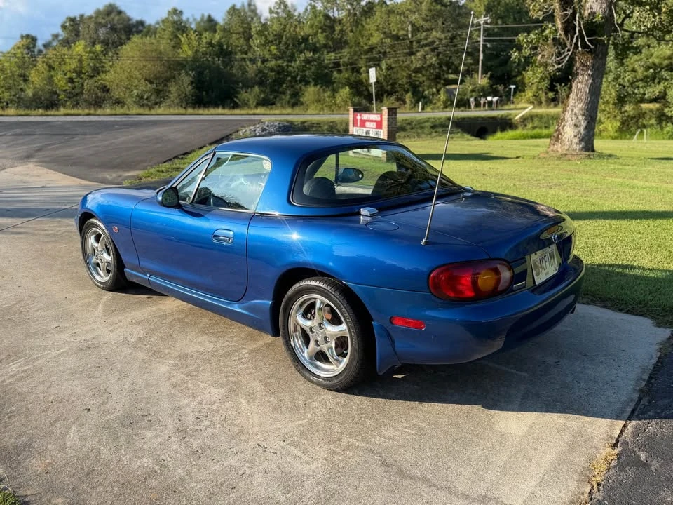 1999 Mazda NB MX-5 Miata - Image 8 of 16
