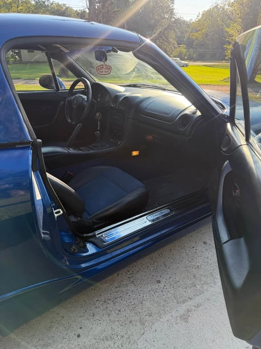 1999 Mazda NB MX-5 Miata - Image 11 of 16