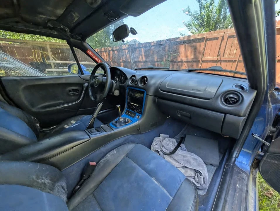 1999 Mazda NB MX-5 Miata - Image 11 of 11