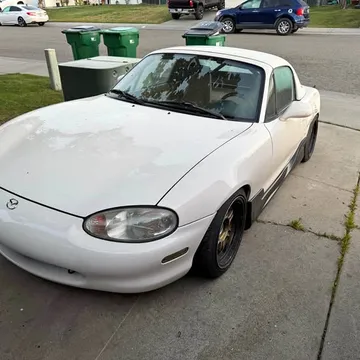 1999 Mazda MX-5 Base