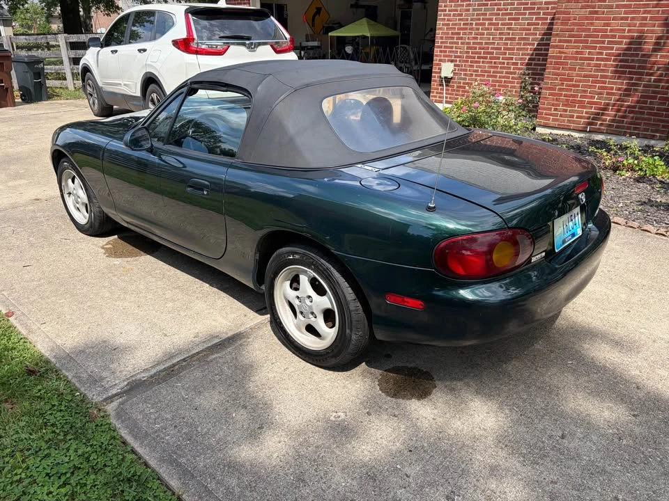 1999 Mazda NB MX-5 Miata - Image 4 of 10