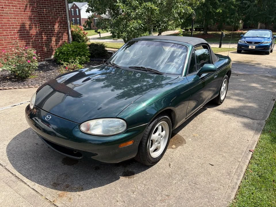 1999 Mazda NB MX-5 Miata - Image 2 of 10