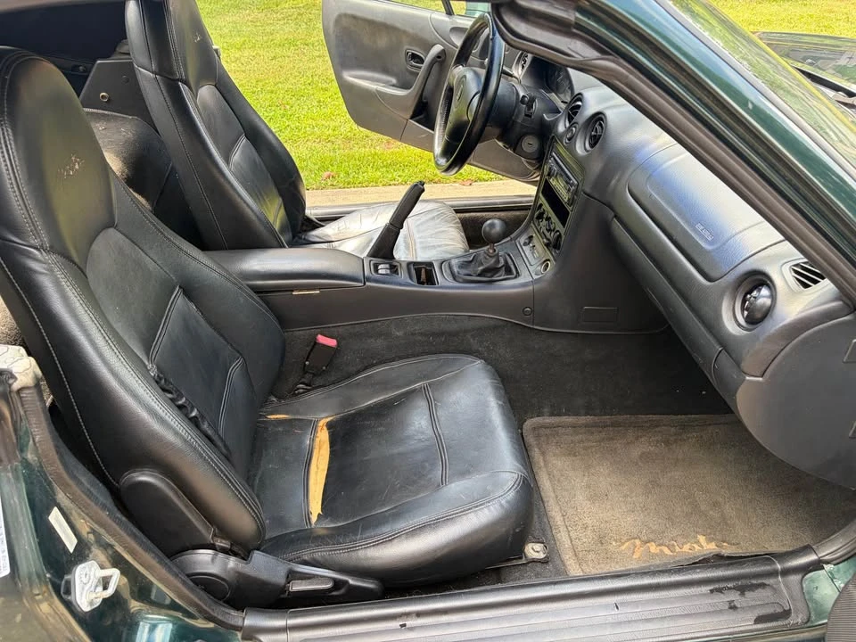 1999 Mazda NB MX-5 Miata - Image 8 of 10
