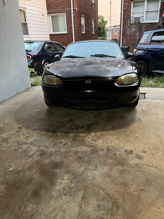 1999 Mazda NB MX-5 Miata - Image 5 of 15