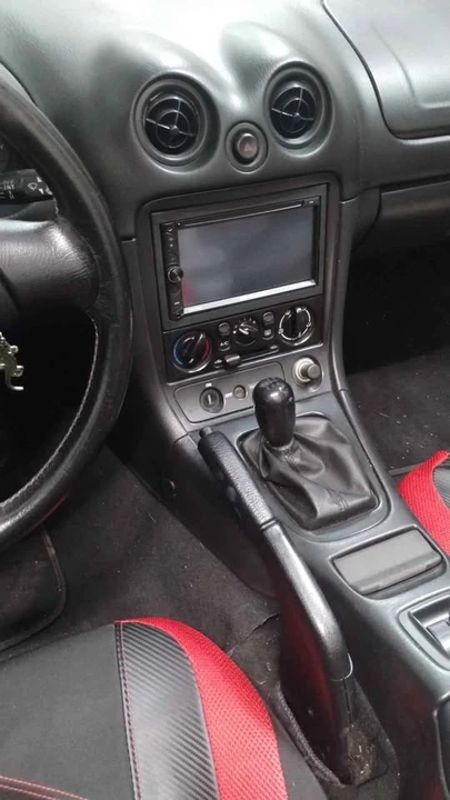 1999 Mazda NB MX-5 Miata - Image 10 of 11