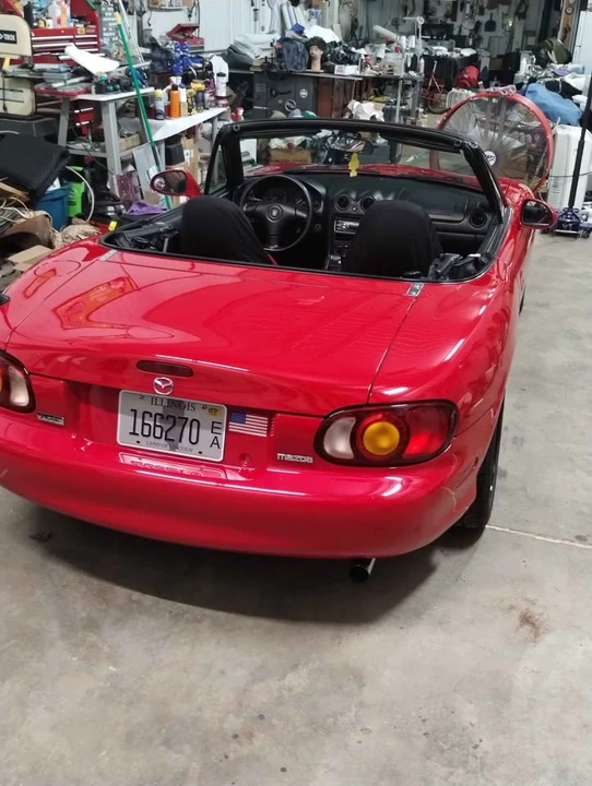 1999 Mazda NB MX-5 Miata - Image 8 of 11