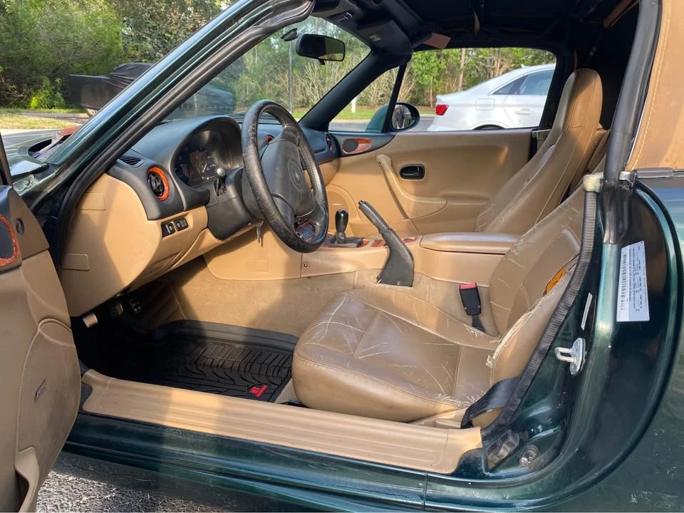 1999 Mazda NB MX-5 Miata - Image 5 of 10