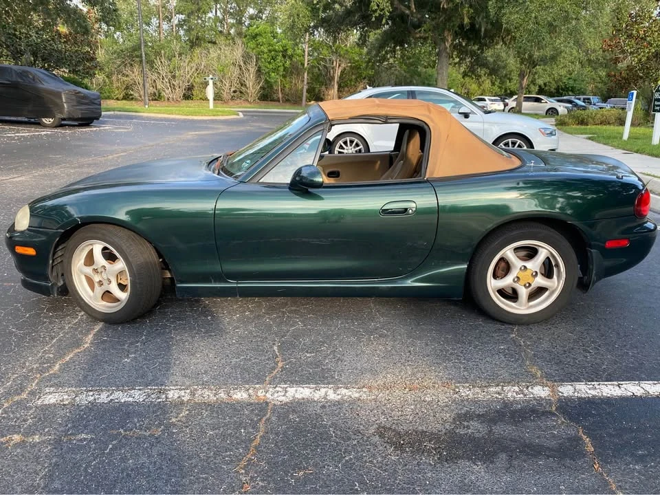 1999 Mazda NB MX-5 Miata - Image 4 of 10