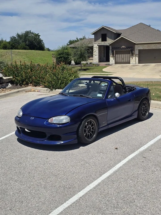 1999 Mazda NB MX-5 Miata - Image 2 of 8