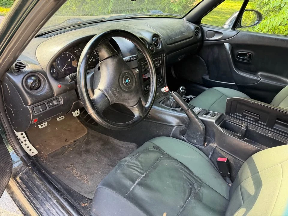 1999 Mazda NB MX-5 Miata - Image 5 of 10