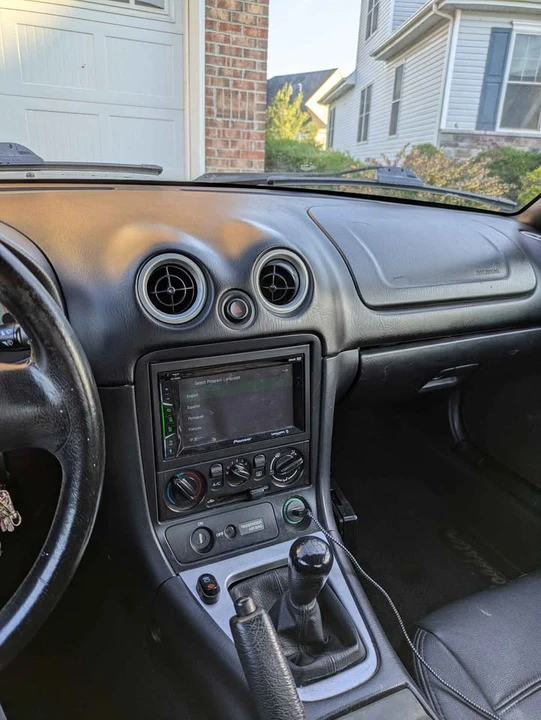 1999 Mazda NB MX-5 Miata - Image 9 of 13