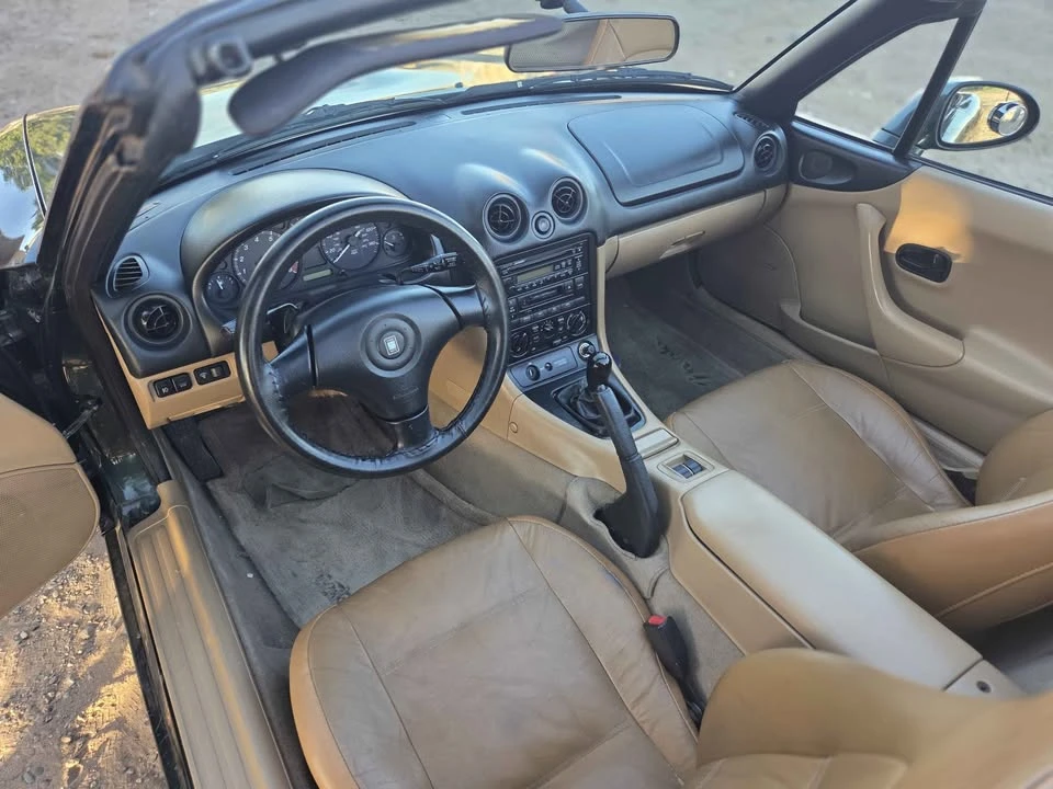 1999 Mazda NB MX-5 Miata - Image 4 of 10