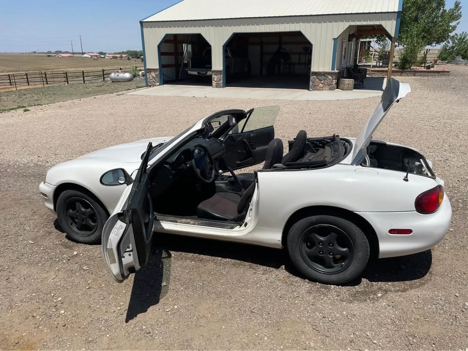 1999 Mazda NB MX-5 Miata - Image 3 of 7