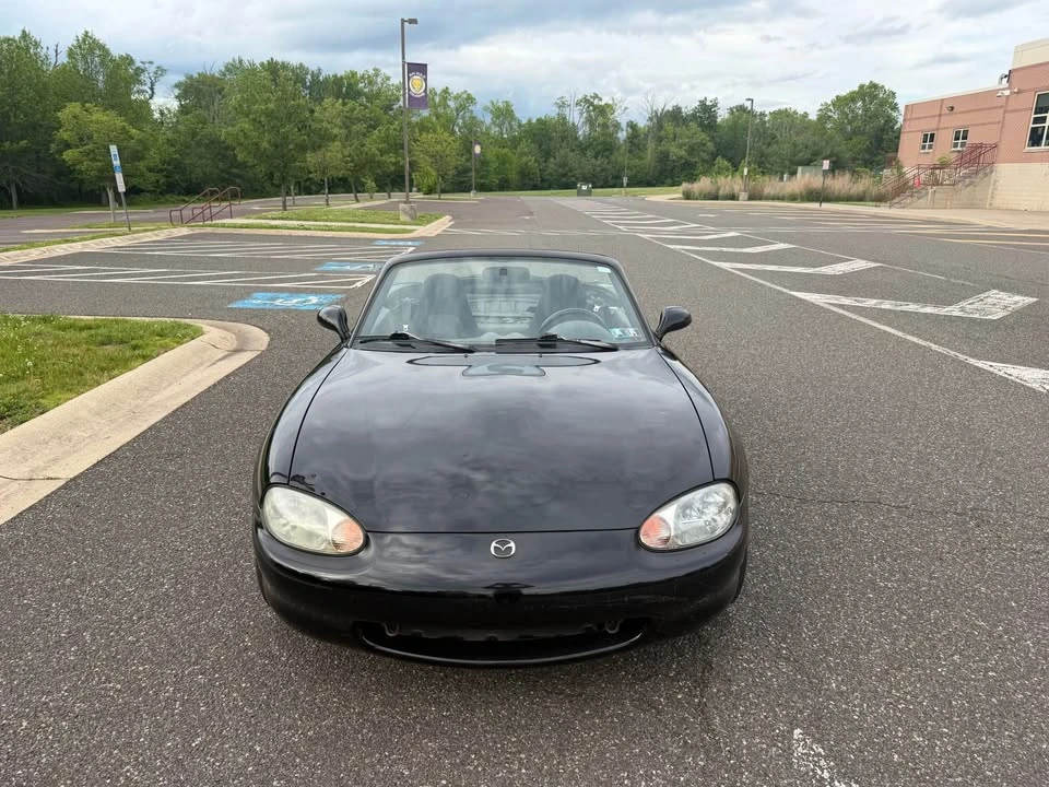 1999 Mazda NB MX-5 Miata - Image 4 of 12