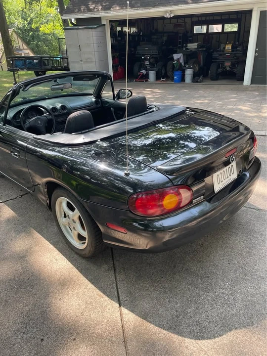 1999 Mazda NB MX-5 Miata - Image 6 of 8