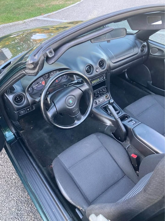 1999 Mazda NB MX-5 Miata - Image 5 of 5