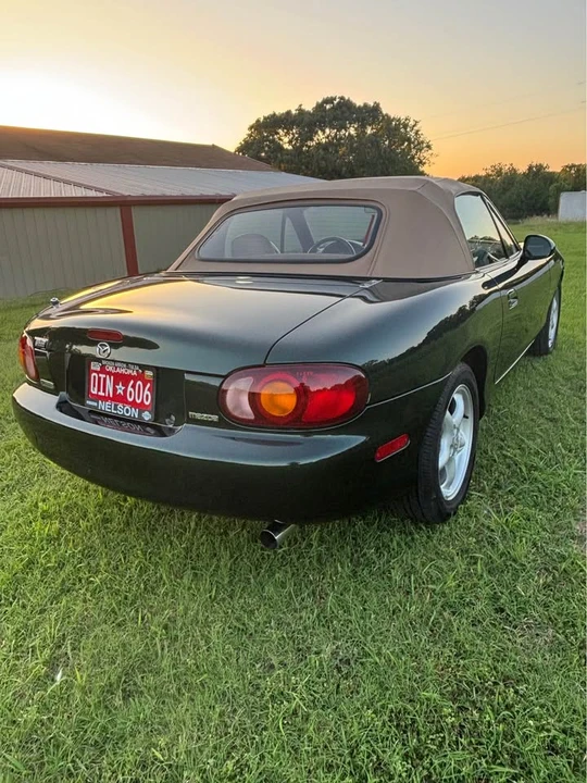 1999 Mazda NB MX-5 Miata - Image 5 of 16