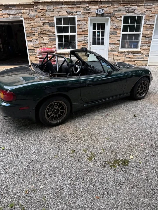 1999 Mazda NB MX-5 Miata - Image 4 of 9