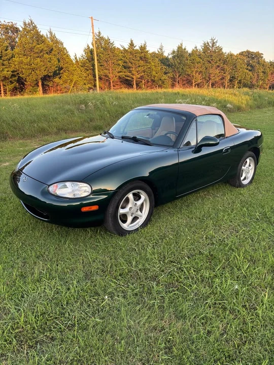 1999 Mazda NB MX-5 Miata - Image 2 of 16