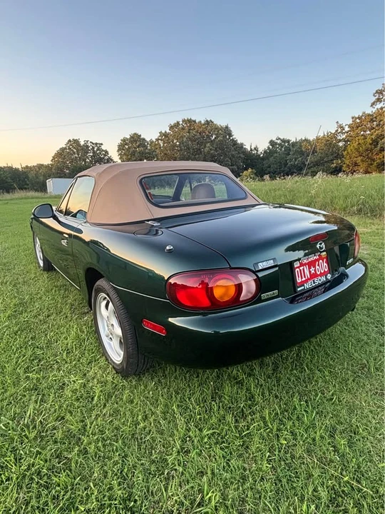 1999 Mazda NB MX-5 Miata - Image 4 of 16