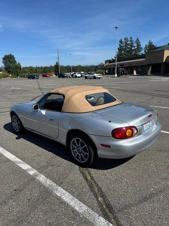 1999 Mazda NB MX-5 Miata - Image 7 of 15