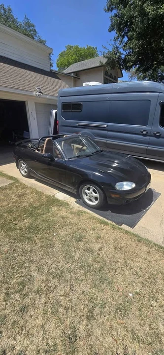 1999 Mazda NB MX-5 Miata - Image 5 of 11