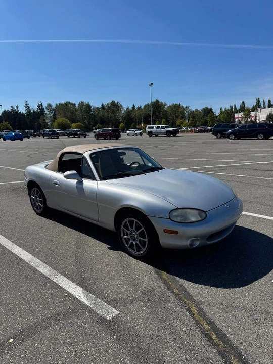 1999 Mazda NB MX-5 Miata - Image 3 of 15