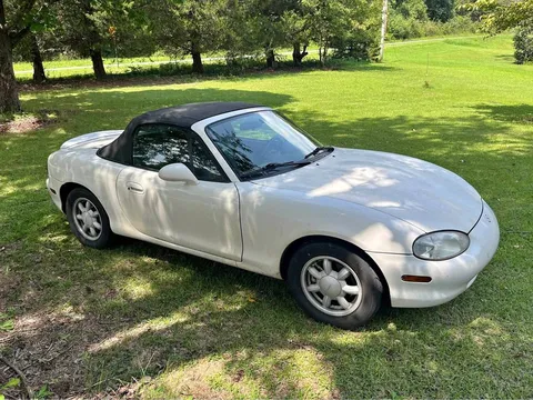 1999 Mazda MX-5 Convertible 2D