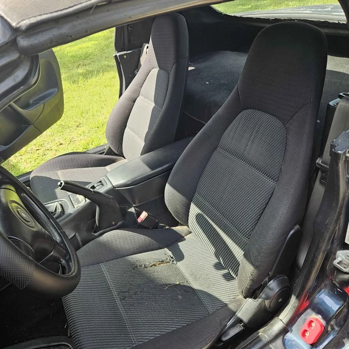 1999 Mazda NB MX-5 Miata - Image 8 of 17