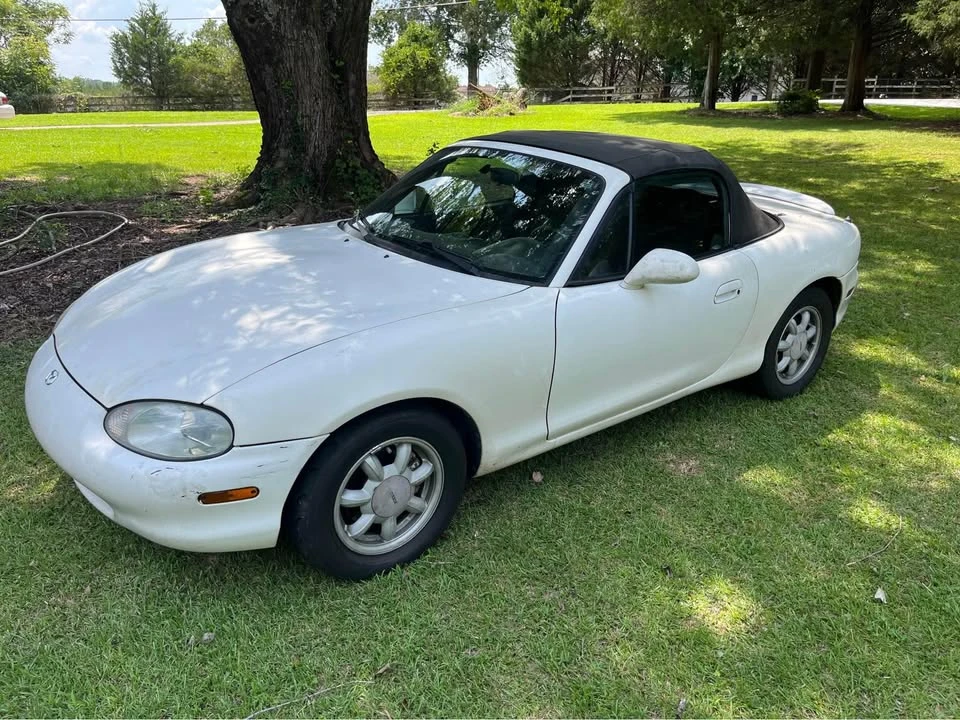 1999 Mazda NB MX-5 Miata - Image 4 of 19